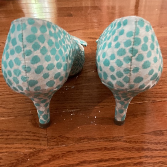 And Klein turquoise and white close toed heels - Picture 6 of 7